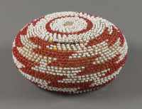 Pomo%20artist%2C%20%3Cb%3E%3Ci%3E%20Beaded%20Basket%3C%2Fi%3E%3C%2Fb%3E%2C%20ca.%201950%2C%20Split%20sedge%2C%20willow%20root%20and%20glass%20beads%2C%20The%20Elizabeth%20Cole%20Butler%20Collection%2C%20no%20known%20copyright%20restrictions%2C%202012.92.66